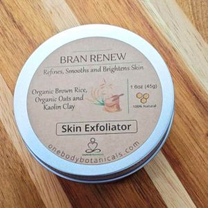 Natural organic vegan skin exfoliator. Presented in a powder form, add water to activate or your preferred customized liquid by OneBody Botanicals. Made with brown rice, oats and kaolin clay
